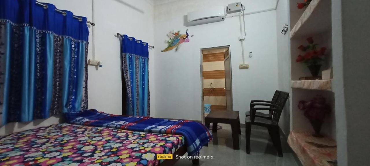Hostel Buddha Khajuraho Room photo